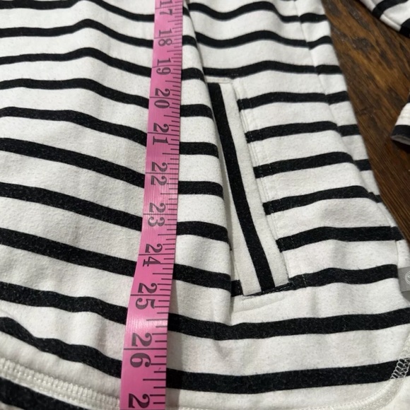 TALBOTS Colorblock And Stripes Half Button Pullover Sweatshirt With Pockets Sz L - Picture 8 of 8